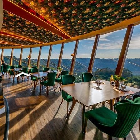 Hotel E Restaurante Giratorio Rf Vision - A Melhor Vista 360 De Грамаду Экстерьер фото