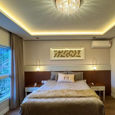 Hotel E Restaurante Giratorio Rf Vision - A Melhor Vista 360 De Грамаду Экстерьер фото
