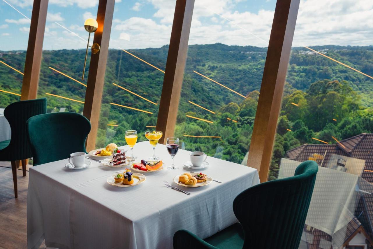 Hotel E Restaurante Giratorio Rf Vision - A Melhor Vista 360 De Грамаду Экстерьер фото