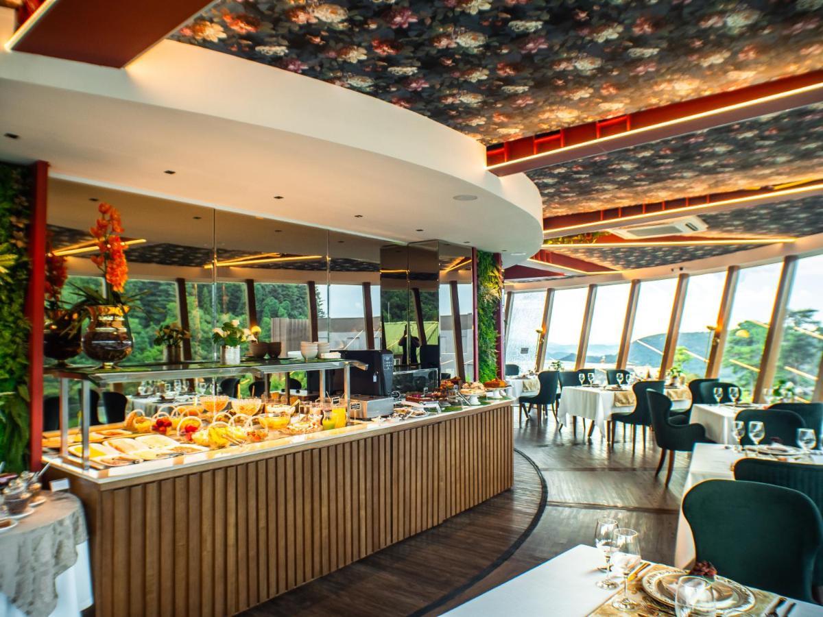 Hotel E Restaurante Giratorio Rf Vision - A Melhor Vista 360 De Грамаду Экстерьер фото