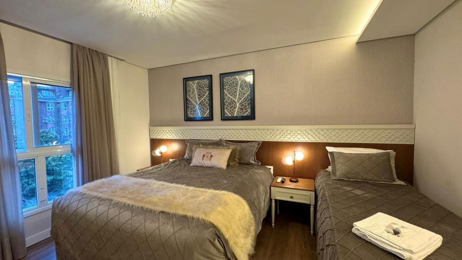 Hotel E Restaurante Giratorio Rf Vision - A Melhor Vista 360 De Грамаду Экстерьер фото