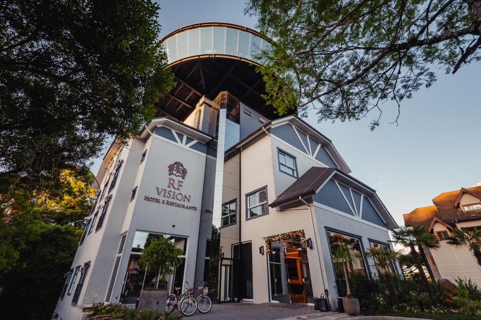Hotel E Restaurante Giratorio Rf Vision - A Melhor Vista 360 De Грамаду Экстерьер фото